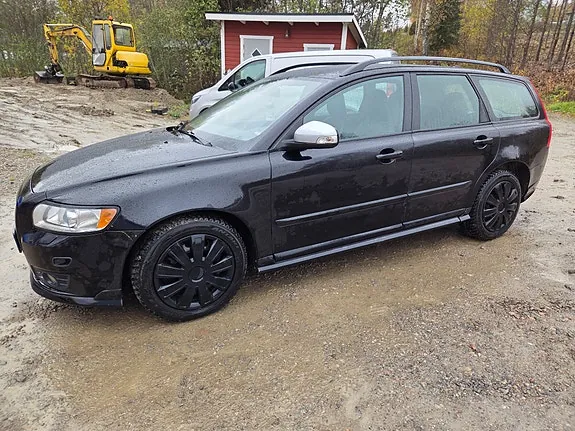 Volvo V50 2010 photo 3