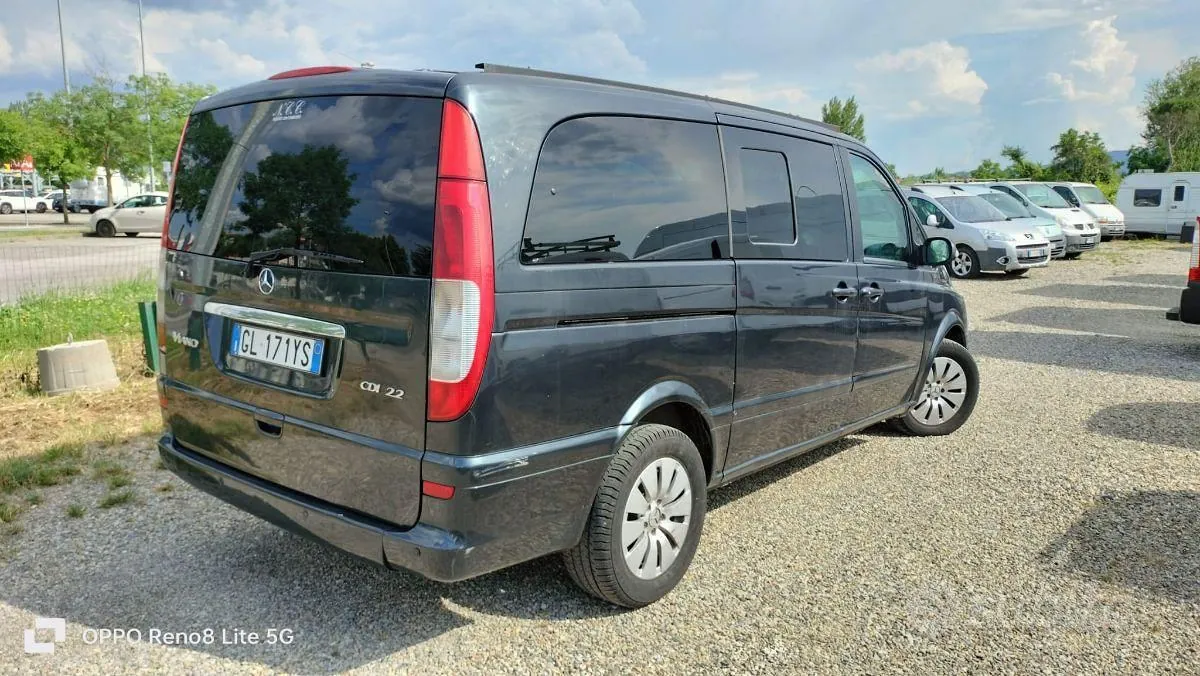 Mercedes-Benz Viano 2009 photo 4
