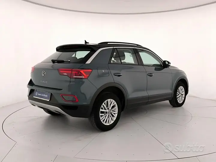 Volkswagen T-Roc 2025 photo 2