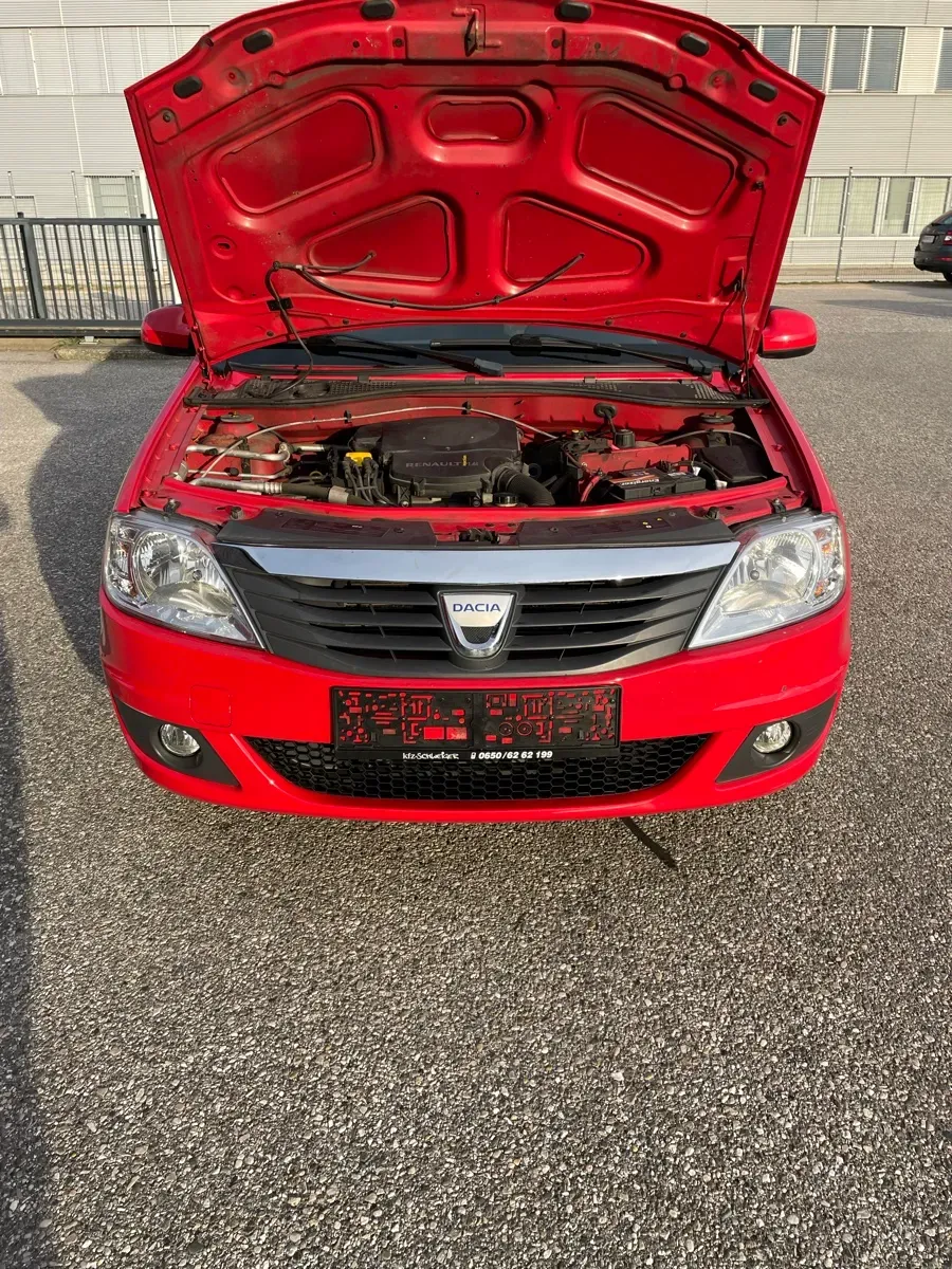 Dacia Logan 2010 photo 2