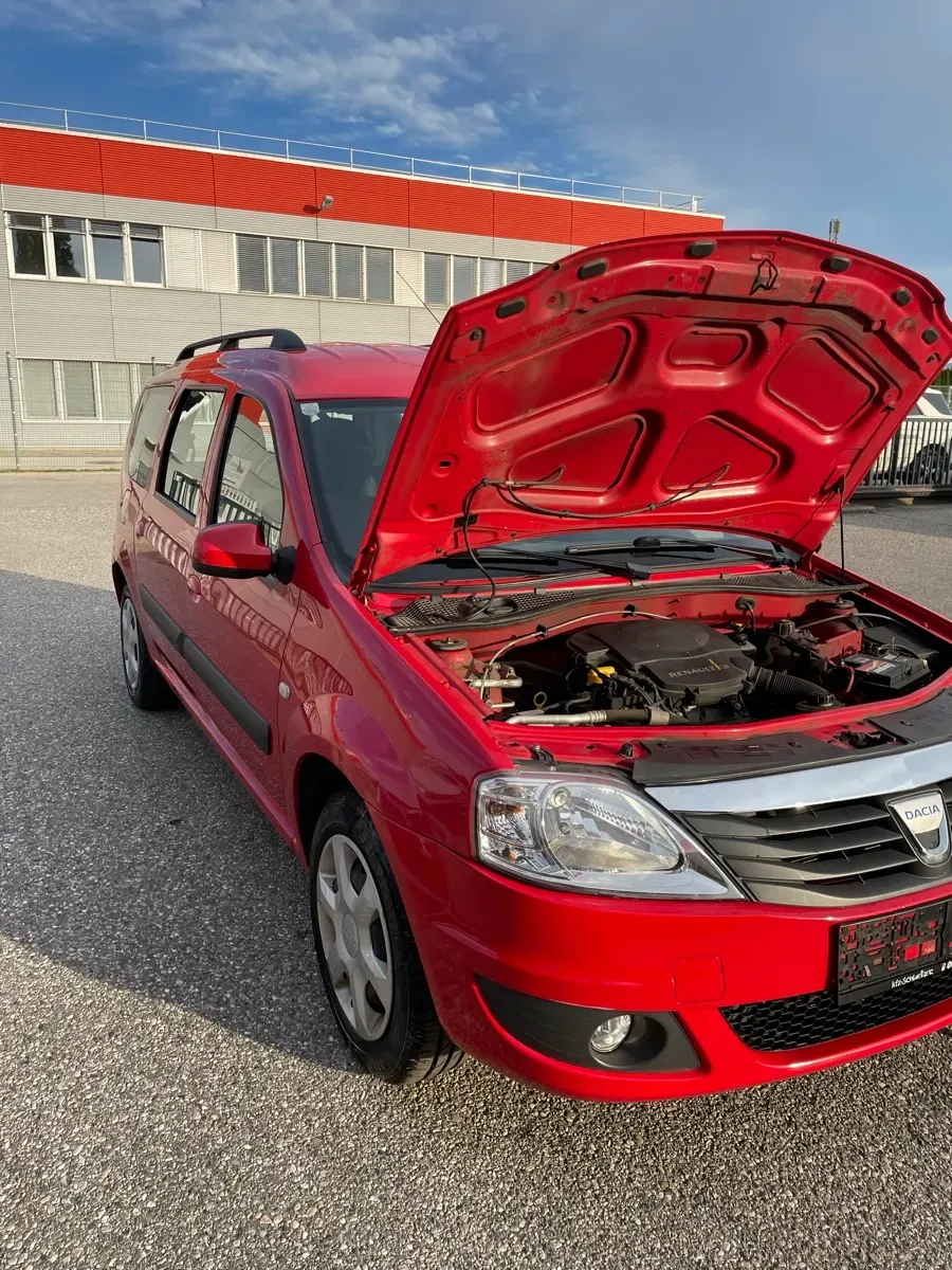 Dacia Logan 2010 photo 3
