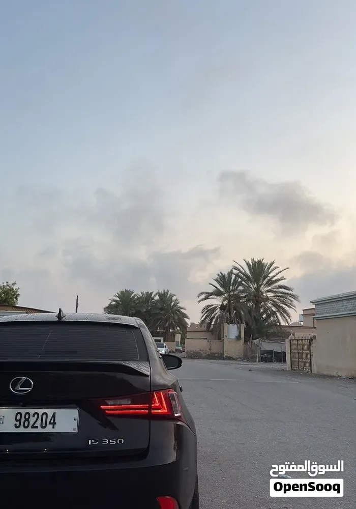 Lexus Is 250 2015 photo 3