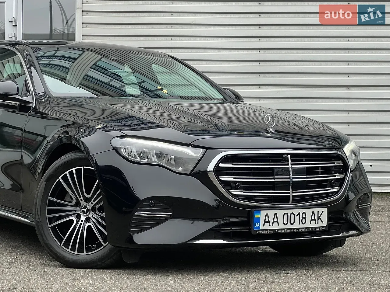 Mercedes-Benz E-Class 2024 photo 4