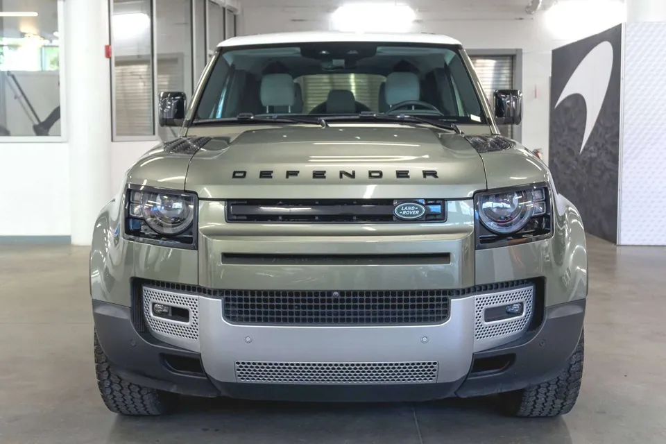 Land Rover Defender 2025 photo 5