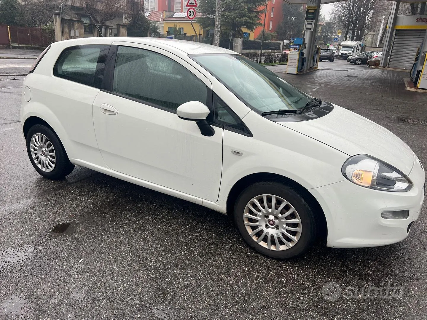 Fiat Punto 2013 photo 3