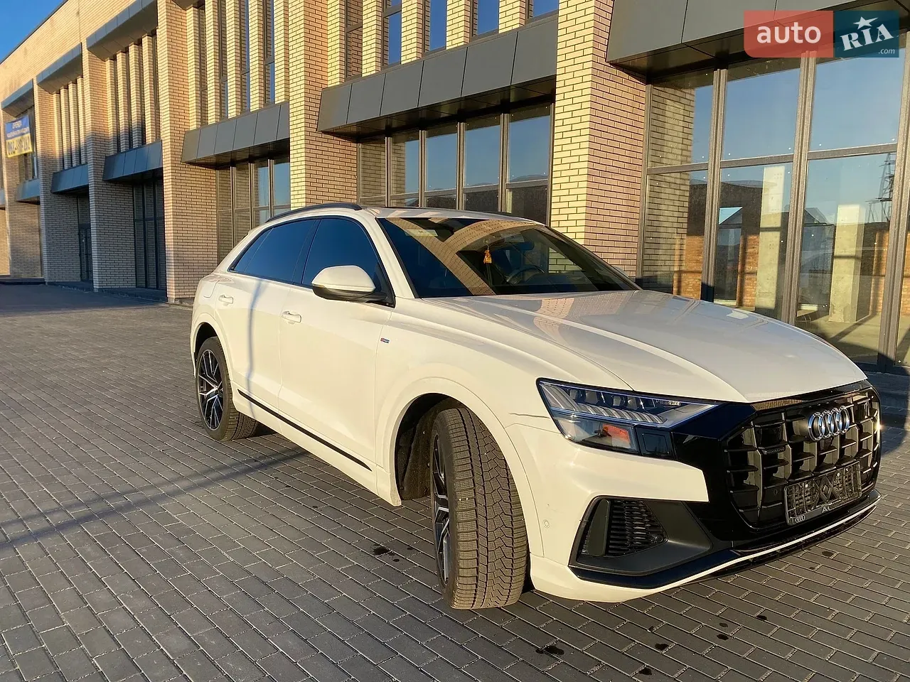 Audi Q8 2020 photo 5