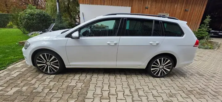 Volkswagen Golf Variant Highline