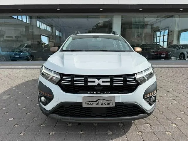 Dacia Sandero Stepway 2023 photo 2