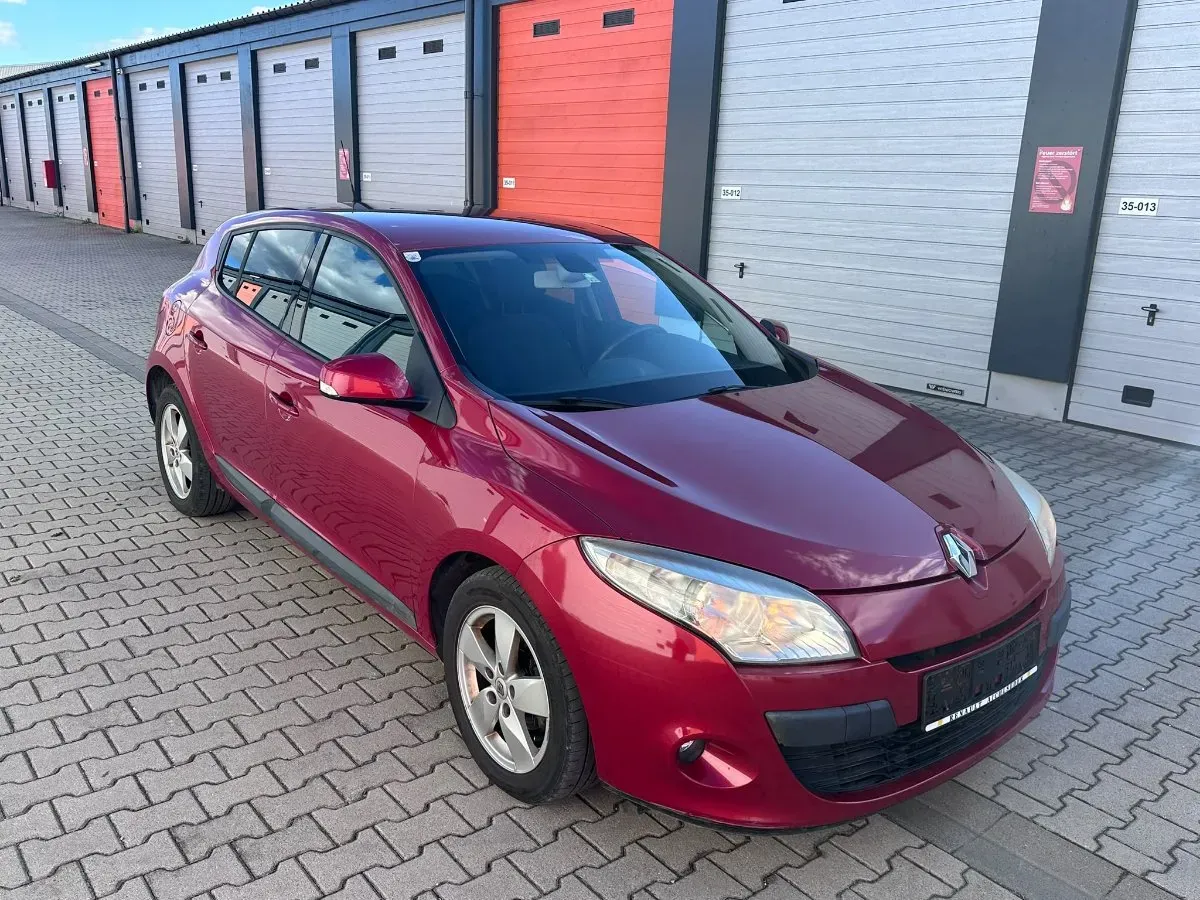 Renault Megane 2009 photo 2