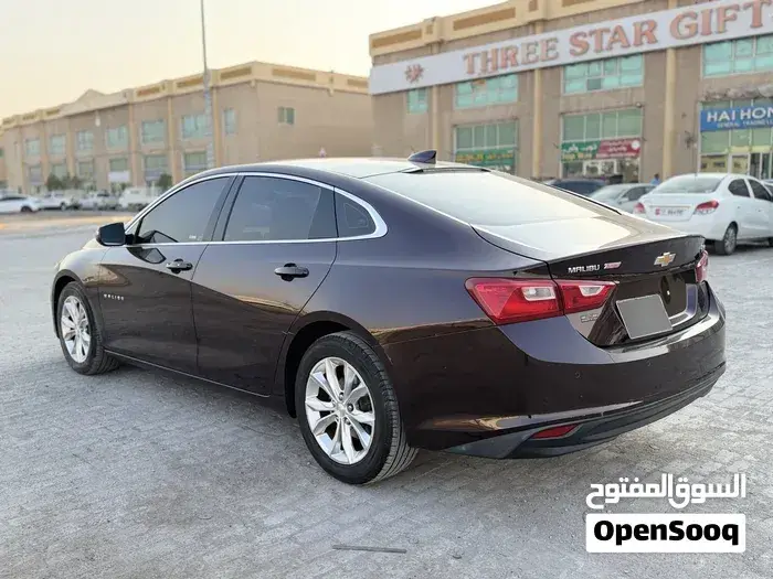 Chevrolet Malibu 2022 photo 2