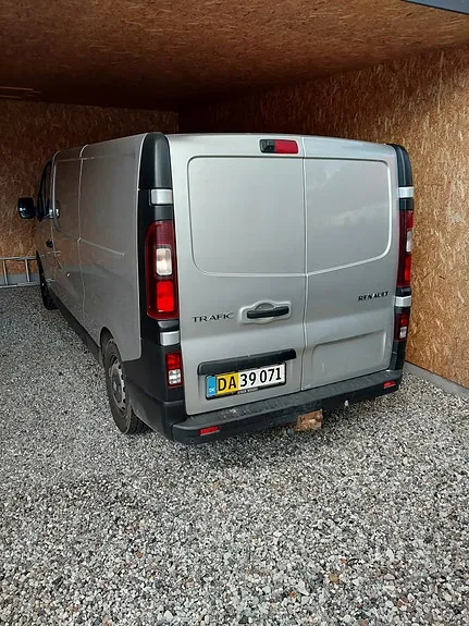 Renault Trafic T29 2018 photo 2