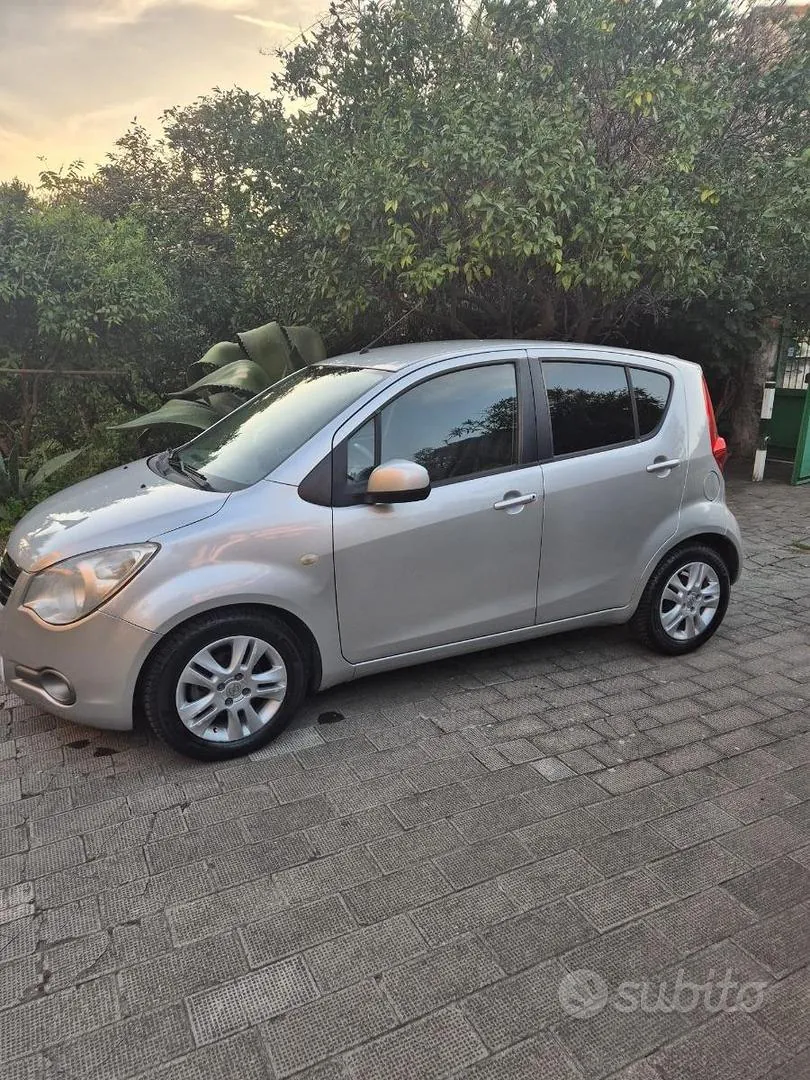 Opel Agila 2011 photo 2