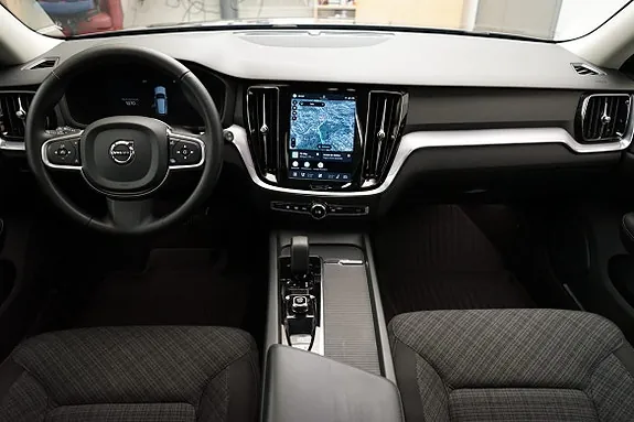 Volvo V60 2024 photo 5