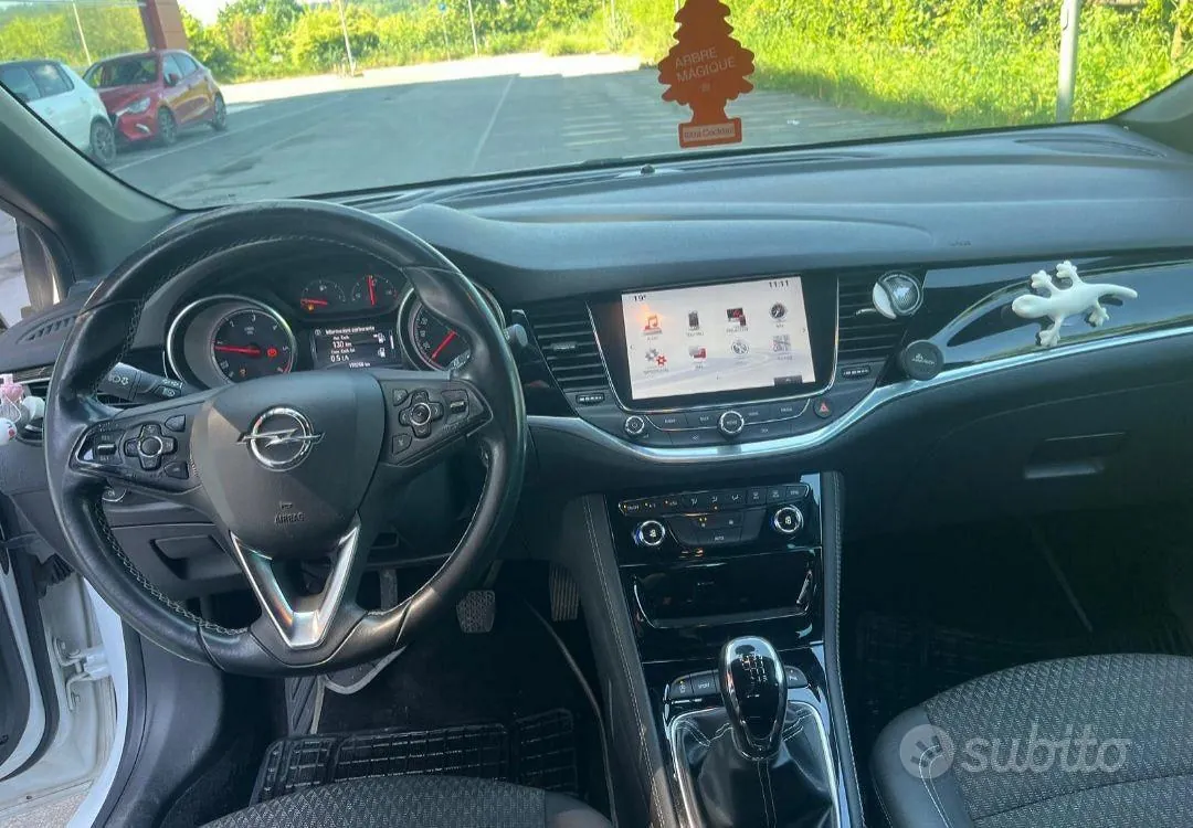 Opel Astra 2017 photo 5