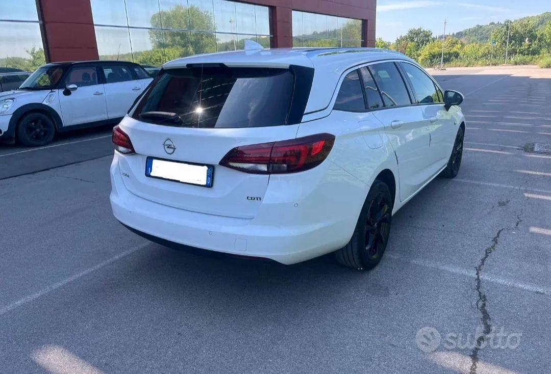 Opel Astra 2017 photo 4