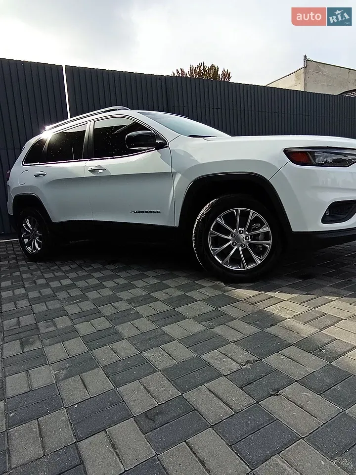 Jeep Cherokee 2022 photo 4