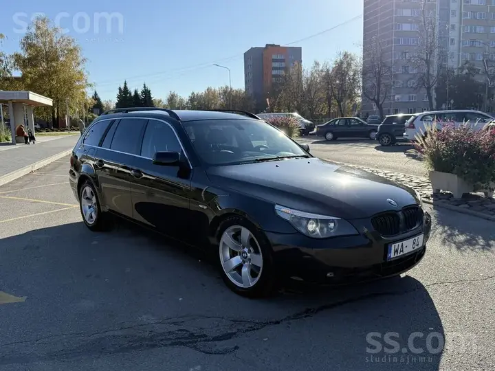 BMW 530