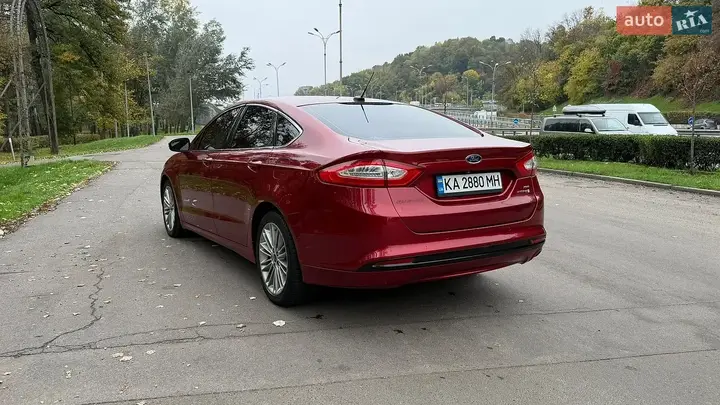 Ford Fusion 2013 photo 4