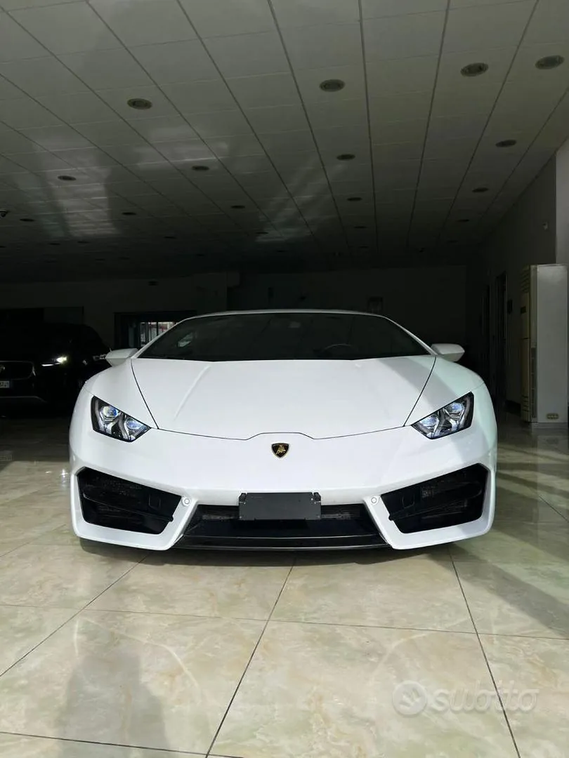 Lamborghini Huracán 2017 photo 2