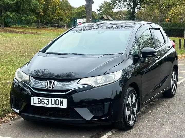 Honda Jazz 2014 photo 2