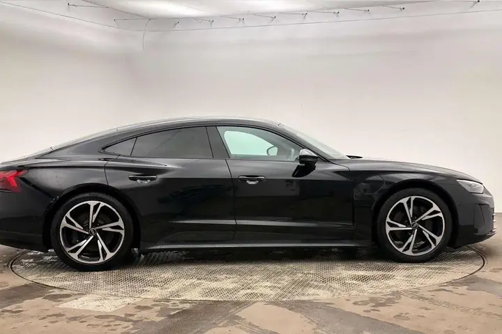 Audi E-Tron Gt 2022 photo 4