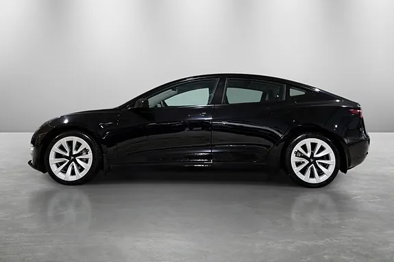 Tesla Model 3 2023 photo 3