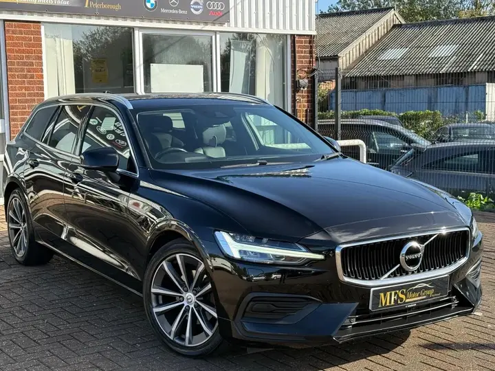 Volvo V60 2021 photo 2