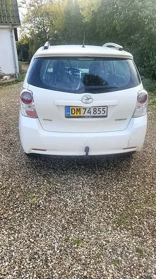 Toyota Verso 2012 photo 5