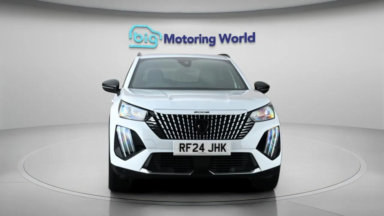 Peugeot 2008 2024 photo 3
