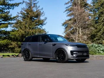 Land Rover Range Rover Sport 2023 photo 2