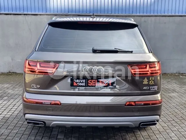 Audi Q7 2017 photo 3