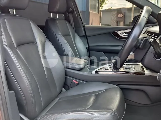 Audi Q7 2017 photo 5