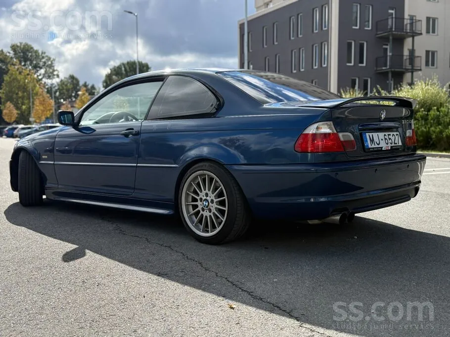 BMW 330I 2001 photo 4