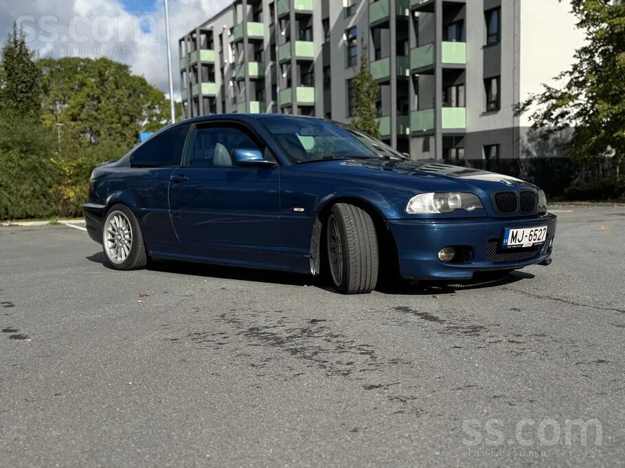 BMW 330I 2001 photo 2