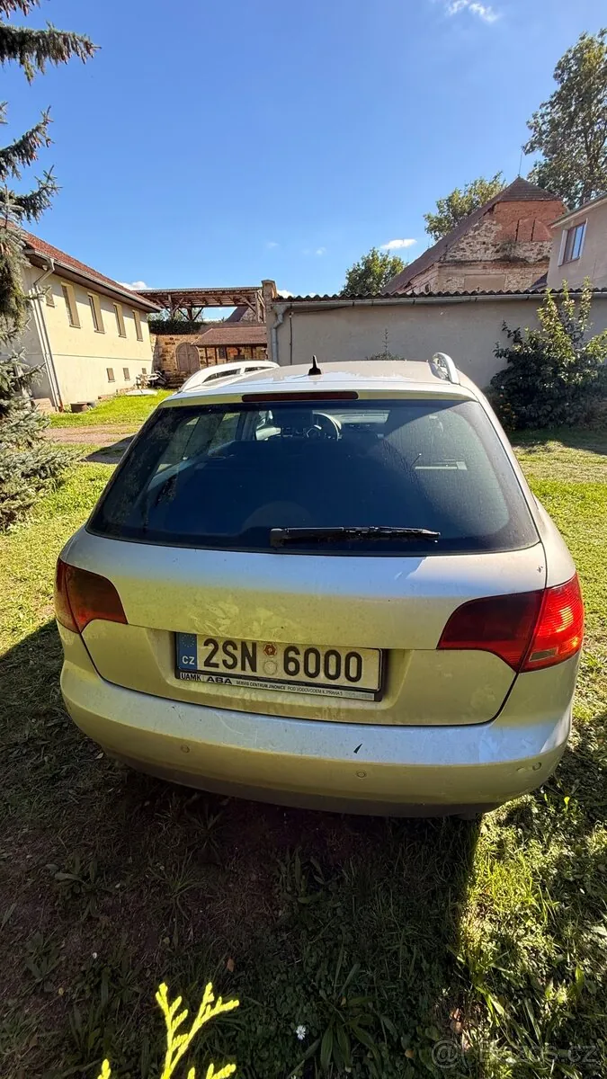 Audi A4 2004 photo 5