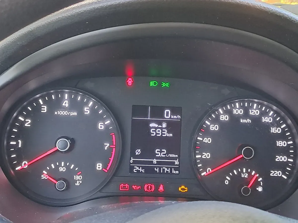 Kia Rio 2019 photo 2