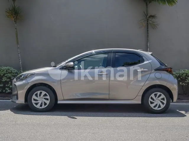 Toyota Yaris 2023 photo 3