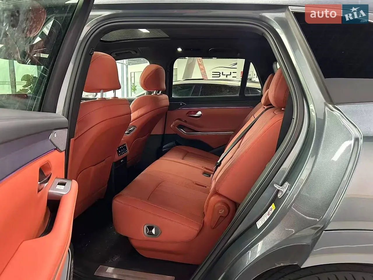 BYD Tang L 2025 photo 4