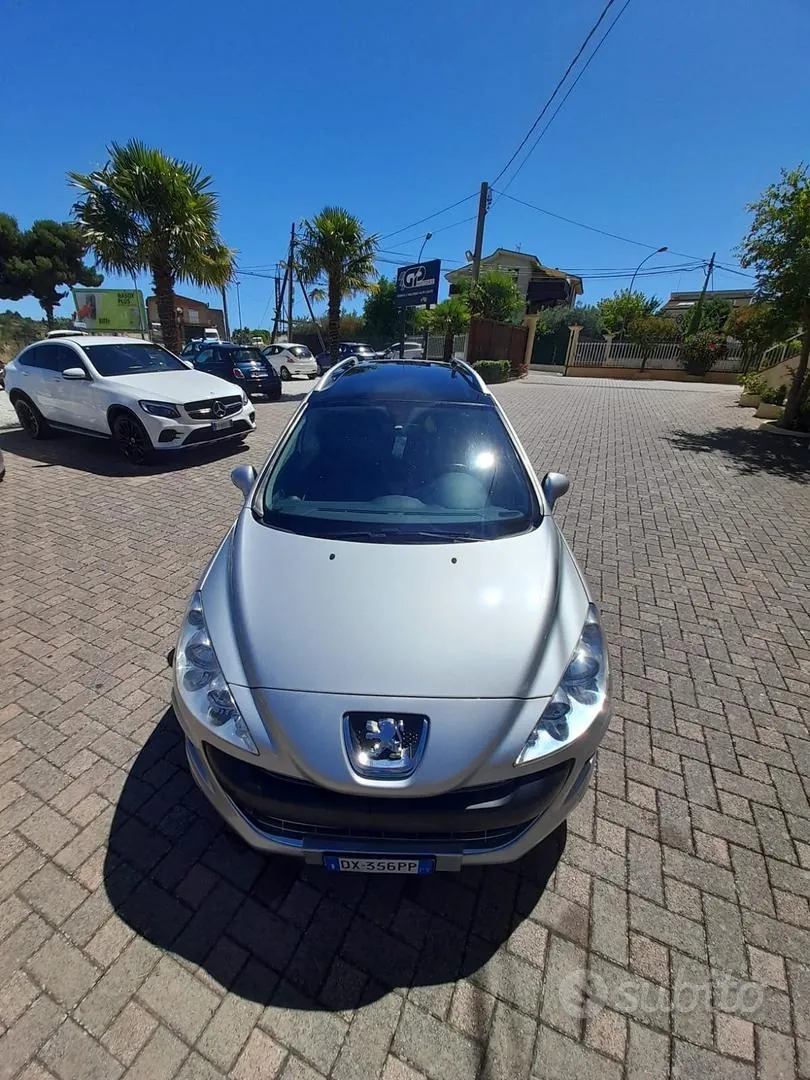 Peugeot 308 2009 photo 5