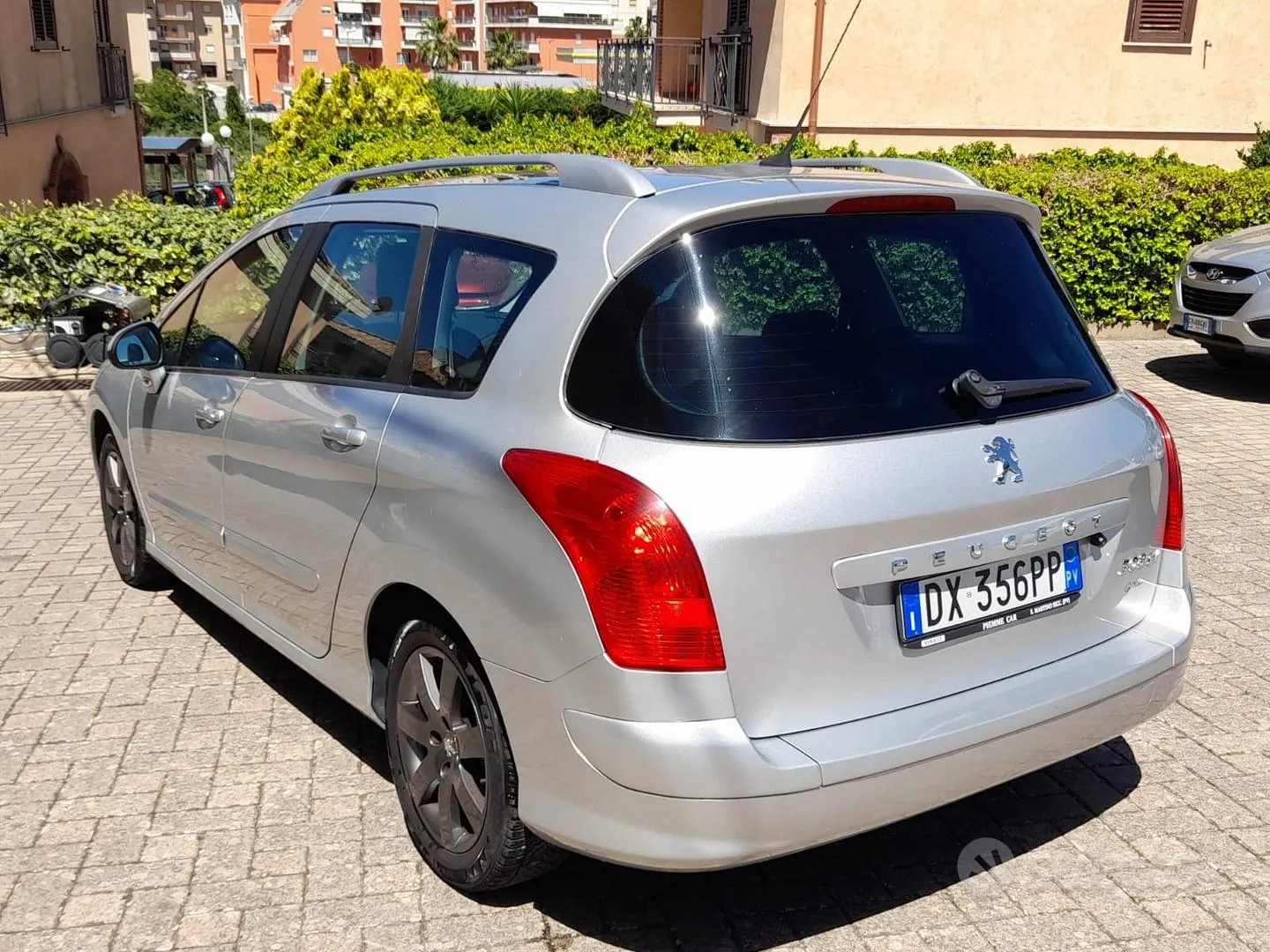 Peugeot 308 2009 photo 4