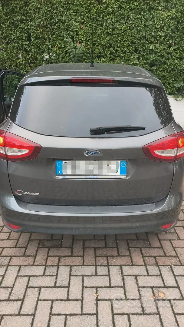 Ford C-Max 2015 photo 4