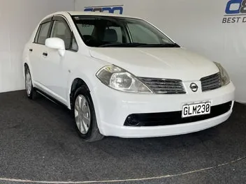 Nissan Tiida 2007 photo 2