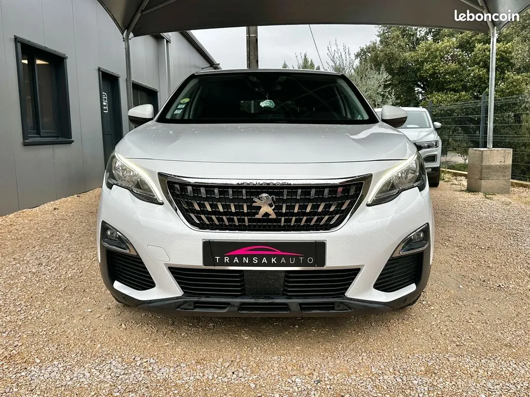 Peugeot 3008 2018 photo 2