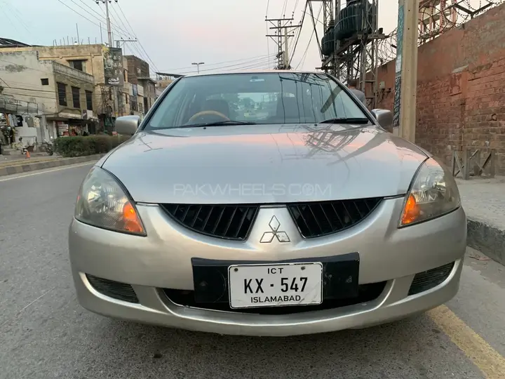Mitsubishi Lancer
