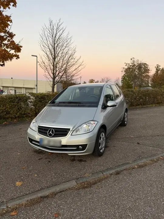 Mercedes-Benz A160