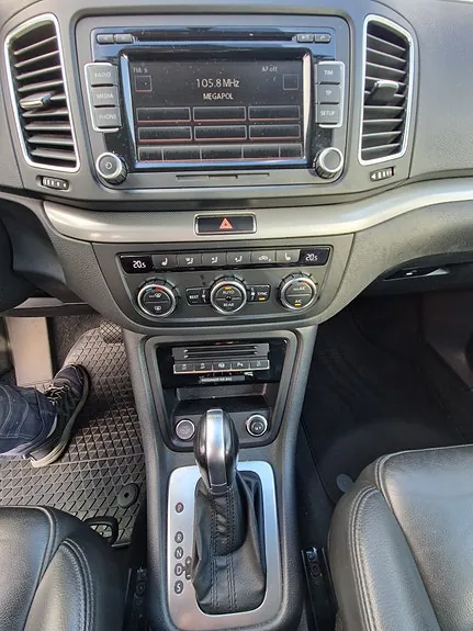 Volkswagen Sharan 2015 photo 5