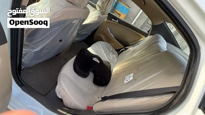 Hyundai Accent 2015 photo 4
