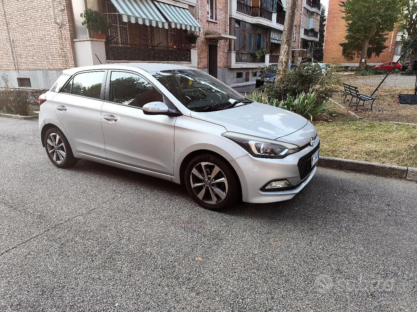 Hyundai I20 2016 photo 2