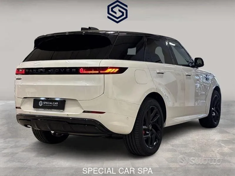 Land Rover Range Rover Sport 2024 photo 2