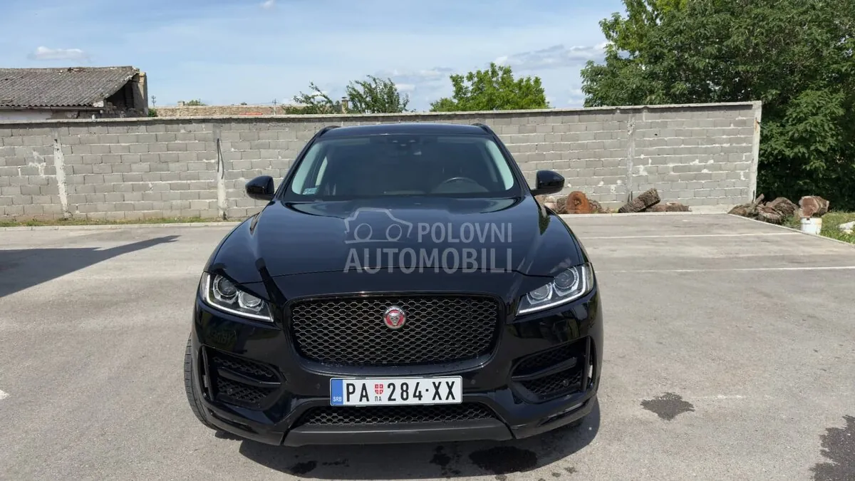 Jaguar F-Pace 2017 photo 5